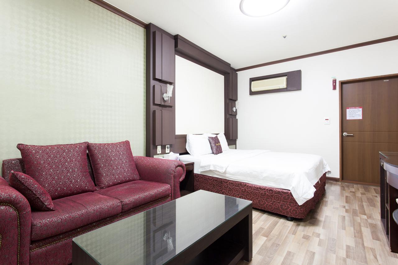 Ns Hotel Cshangvon Kültér fotó
