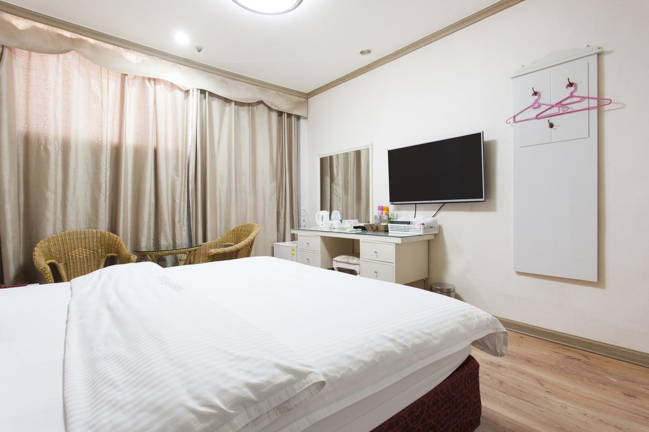 Ns Hotel Cshangvon Kültér fotó