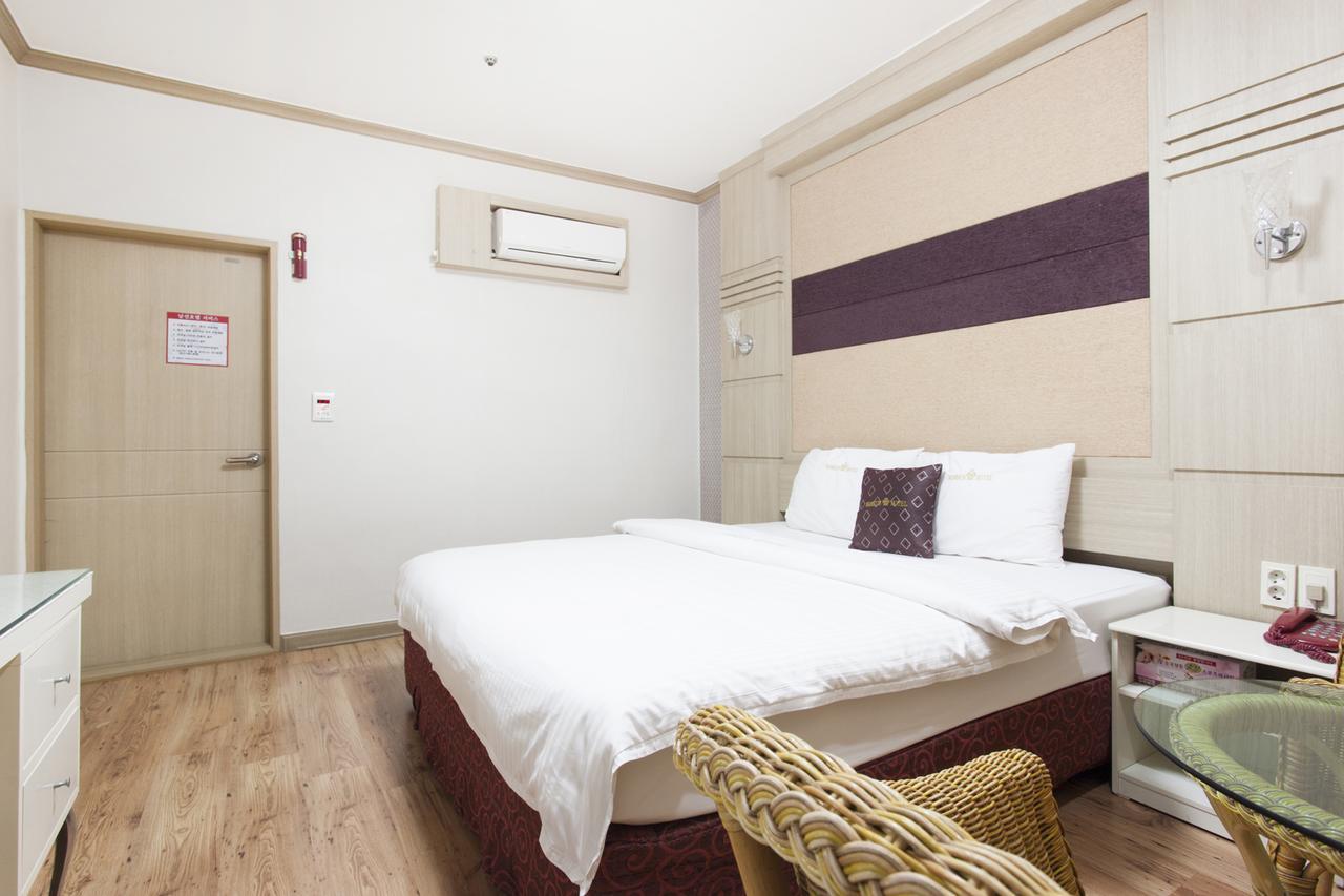 Ns Hotel Cshangvon Kültér fotó